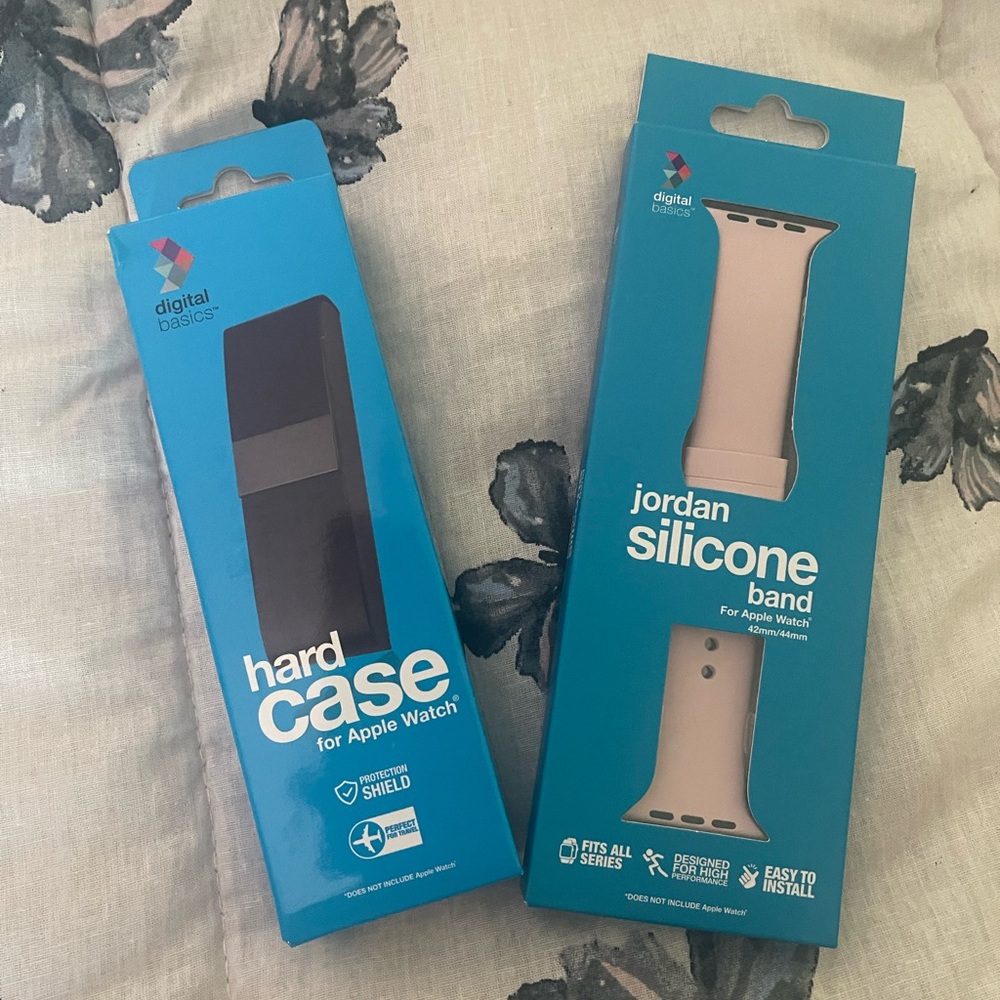 Digital Basics Apple Watch Hard Case and Silicone Band